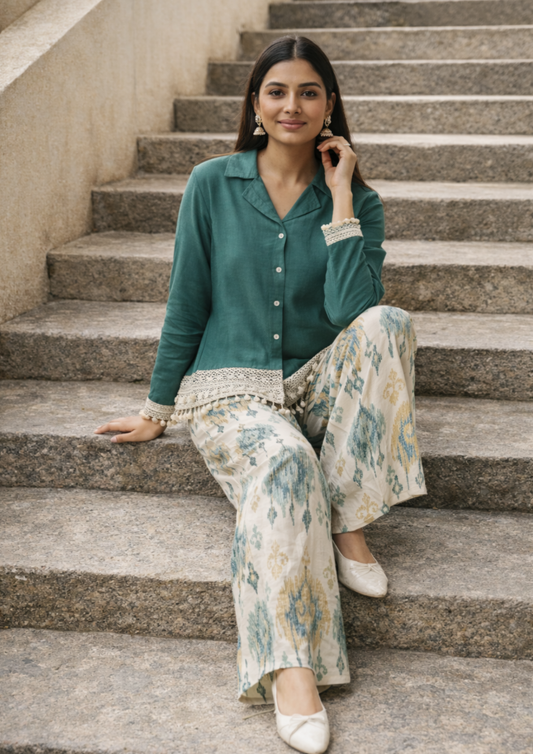 Emerald Green Collared Cotton Short Kurta With Ikat Pant