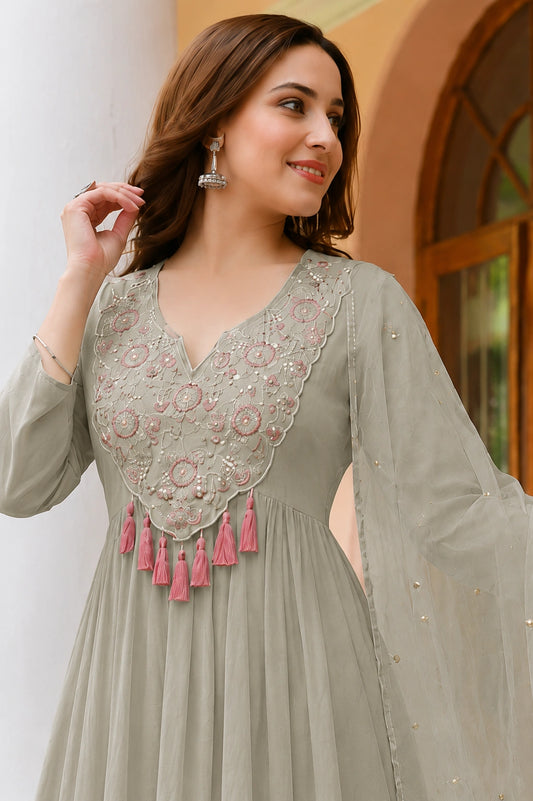 Mint Green Crunchy with embroidery kurta pant with net dupatta