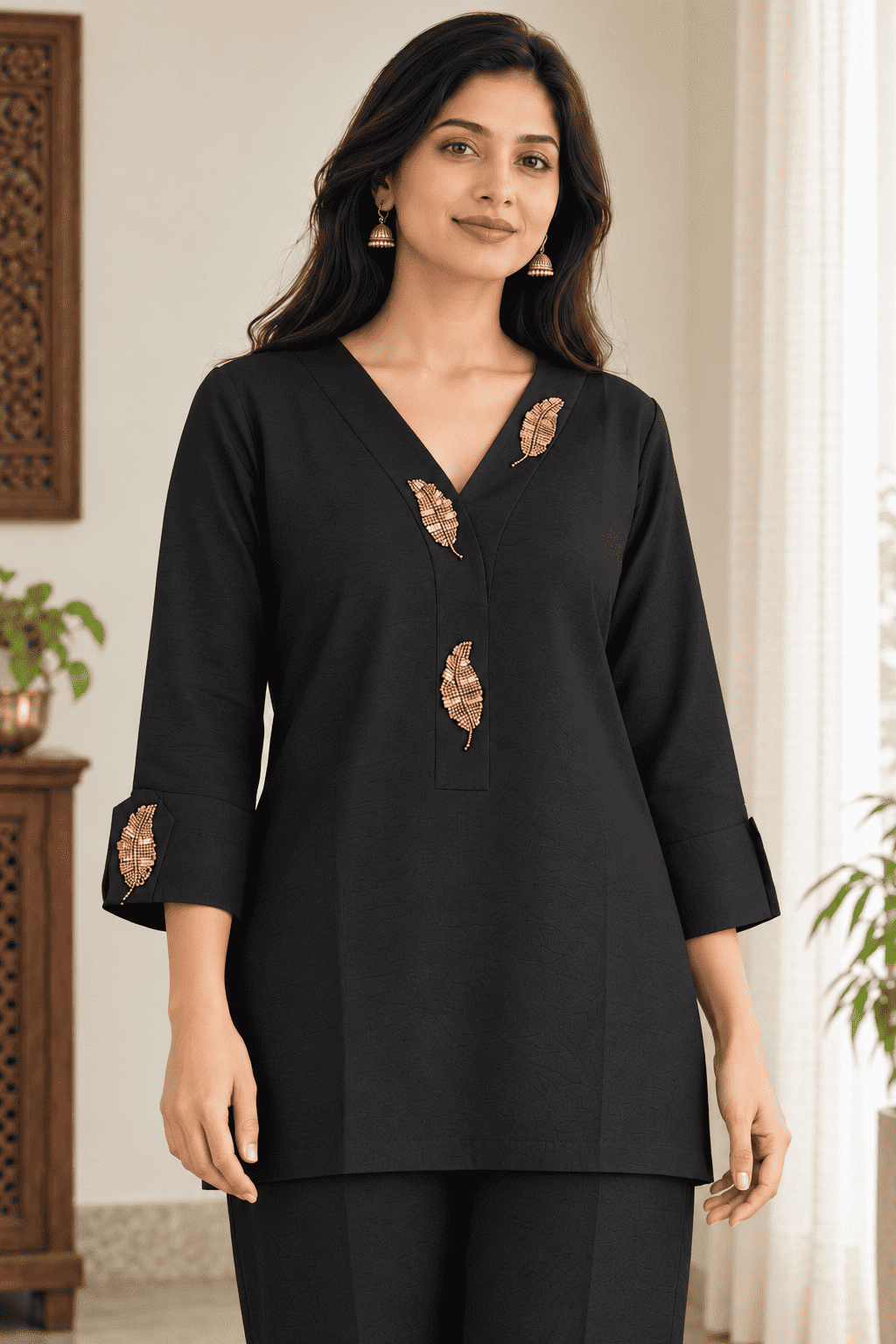 Black Embroidered Dola Silk Kurta Pant Set