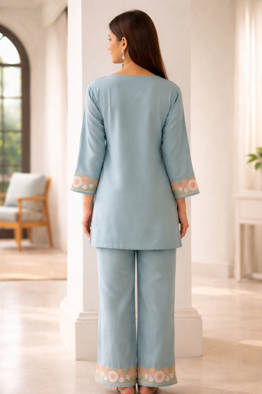 Sea Green Embroidered Cotton short Kurta With Straight Pant