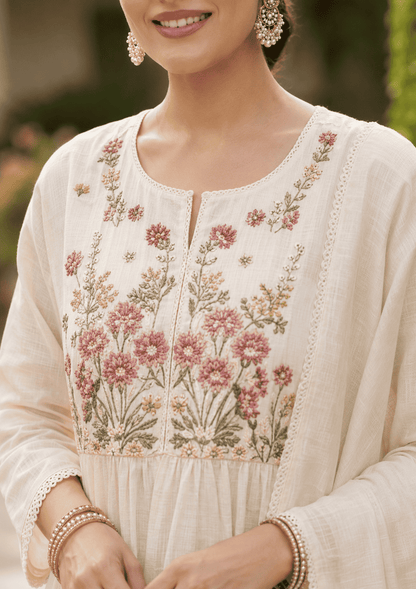 Ivory Malmal Embroidered Kurta and Straight Pant with dupatta