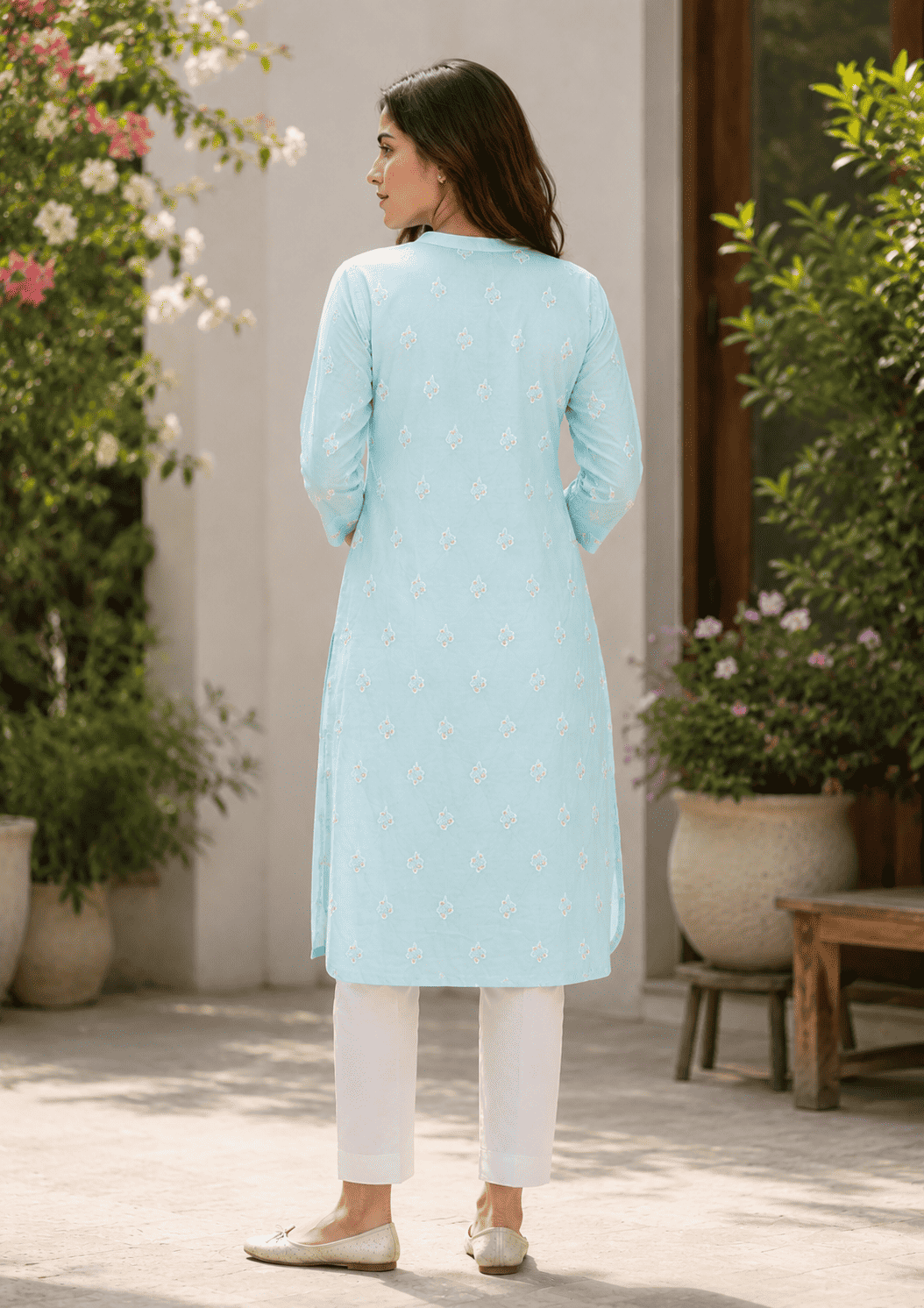 Blue Floral Embroidery Cotton Kurta