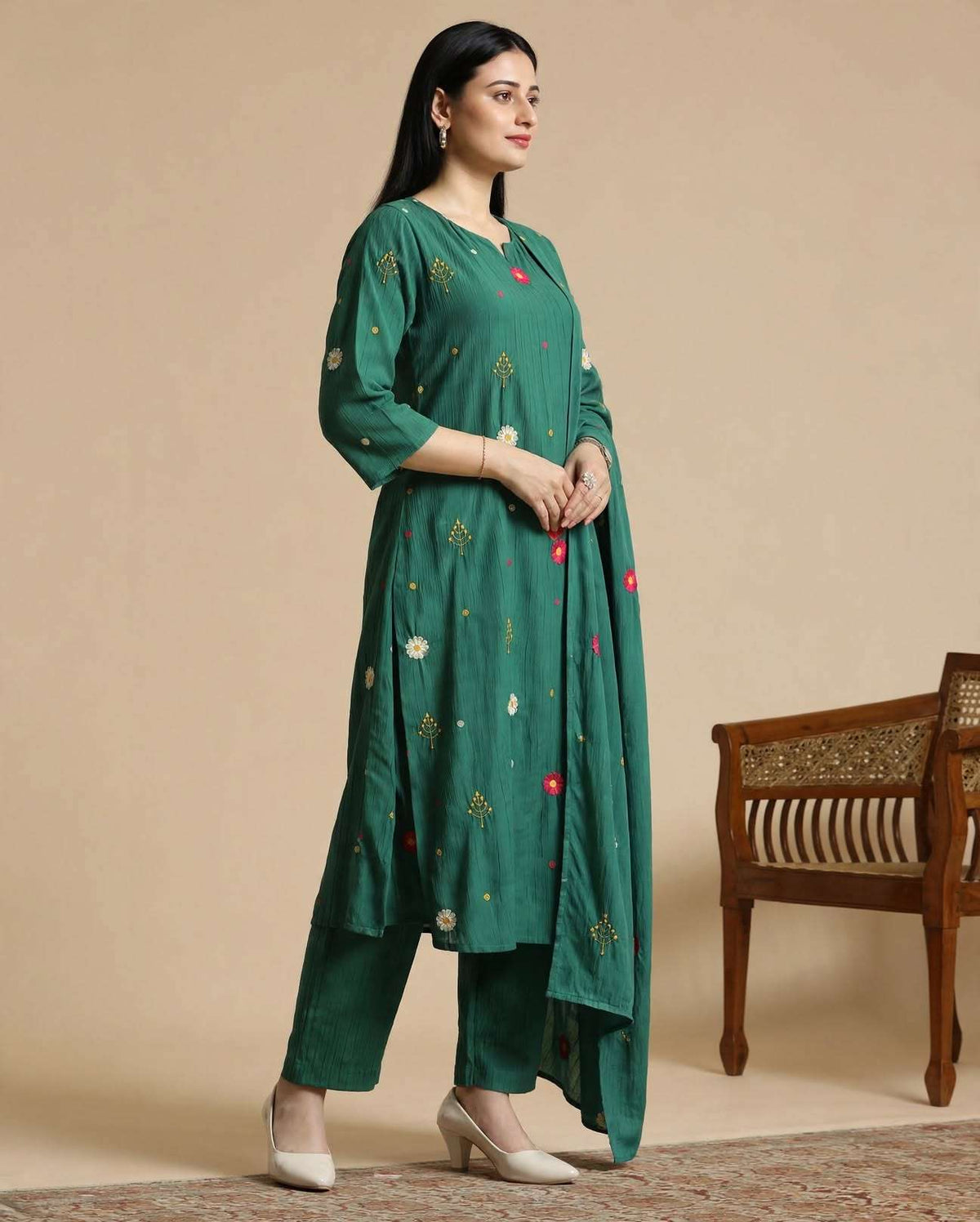Green Embroidered Crushed Palli Silk Kurta and Pant with Dupatta