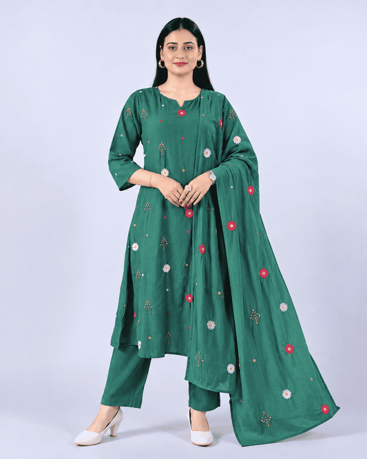 Green Embroidered Crushed Palli Silk Kurta and Pant with Dupatta
