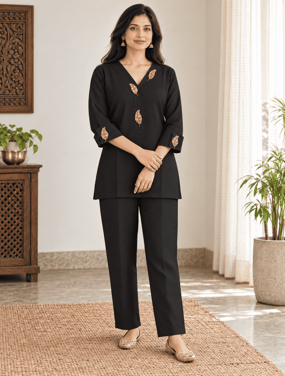 Black Embroidered Dola Silk Kurta Pant Set