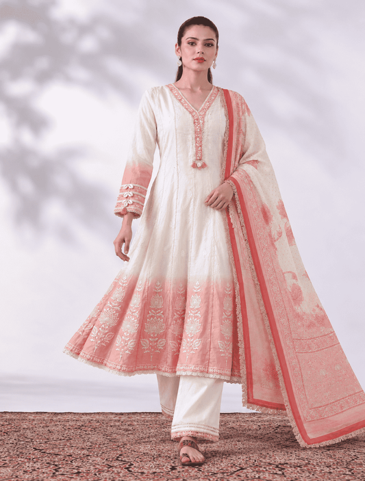 Ivory & Blush Pink Mul Chanderi Ombre Shaded Kurta and Pant with Dupatta