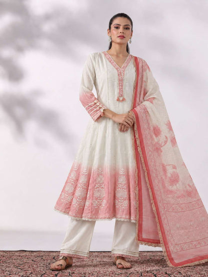 Ivory & Blush Pink Mul Chanderi Ombre Shaded Kurta and Pant with Dupatta
