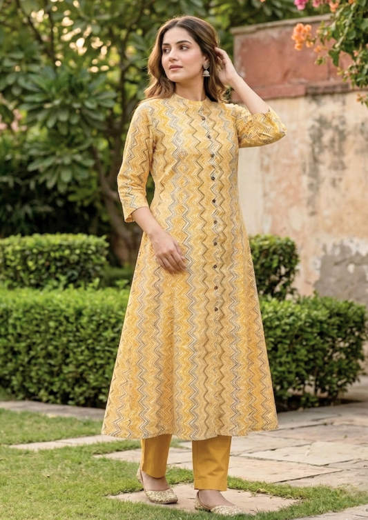 Mustard yellow cotton kurta with olive zigzag printed contemporary pattern design