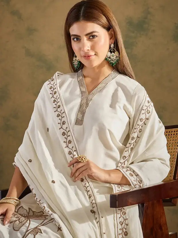 White Silk Blend Embroidered Kurta Pant and Dupatta Set