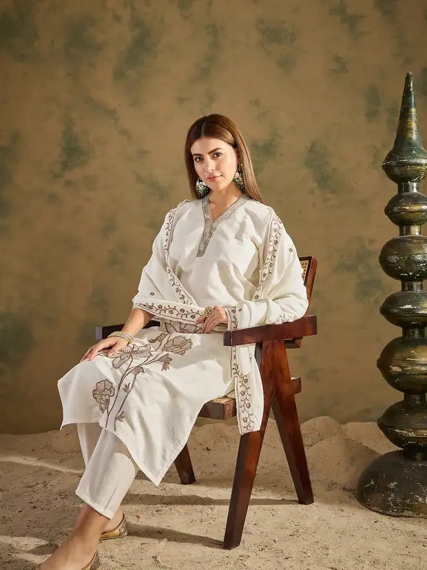 White Silk Blend Embroidered Kurta Pant and Dupatta Set