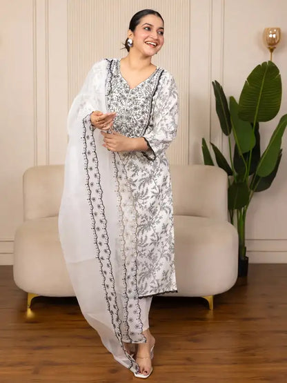 Cream and Black Silk Blend Embroidered Kurta Pant and Dupatta Set